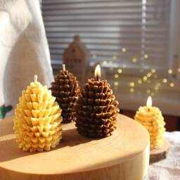 Pine Cone Candle, Christmas Holiday Decor, Winter Home Tabel Gift Decoration - thumbnail 2