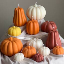 Handmade Pumpkin Soy Wax Candle Set Autumn Decor - thumbnail 3