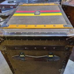 Vintage English 57cm Trunk, Seagrass With Brass Mounts & Wood Slats - thumbnail 3