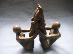 Pied A Massive Bronze Sculpture/ Two Acrobatic Sitting Figures, Holding Each Other's Legs/ Smooth Prepared/ Brown Patinated/ 6 - thumbnail 1