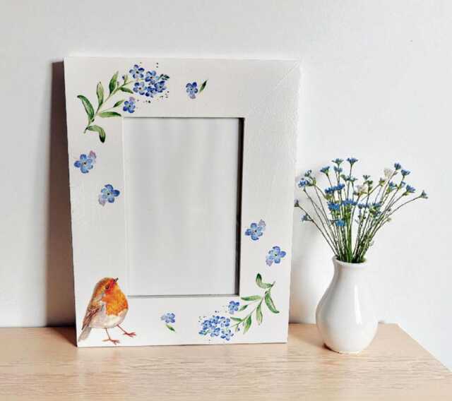 Robin & Forget Me Not Flowers Memorial Photo Frame Floral Wooden Picture Remembrance Gift - image 1