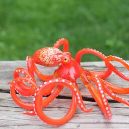 Red Glass Octopus Sculpture Kraken Cephalopod Miniature Blown Figurine Ocean - thumbnail 2