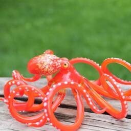 Red Glass Octopus Sculpture Kraken Cephalopod Miniature Blown Figurine Ocean - thumbnail 4
