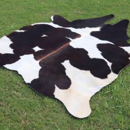 Cowhide Rug, Black White Brazilian Cow Skin Exclusive Rug For Upholstery, Panda Print Area Home Decor Soft Carpet - thumbnail 2