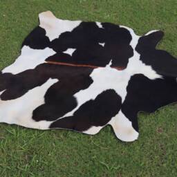 Cowhide Rug, Black White Brazilian Cow Skin Exclusive Rug For Upholstery, Panda Print Area Home Decor Soft Carpet - thumbnail 4