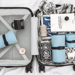 Linen Travel Towels in Light Blue - Small Waffle Weave, Compact, Quick-Dry & Elegant - thumbnail 2