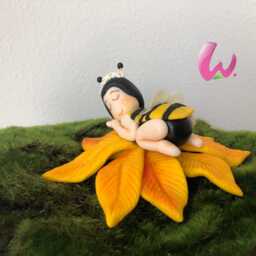Handmade Cold Porcelain Ladybug Figurine, 5-Inch Wide - thumbnail 4