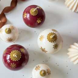 Hand-Painted Bauble Candle Soy Wax Christmas Ornament - thumbnail 2