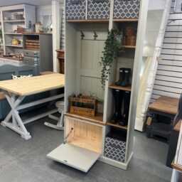 Handmade Pine Hall Bench With Storage, Hooks, & Shelves - thumbnail 4