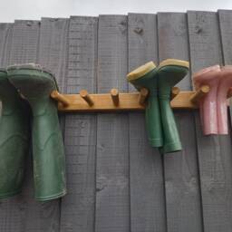 Oak Waxed Welly Rack, Wellington Wellies Wooden Rack Boot Holder Wall Mounted Shoe Storage Entryway Porch Organiser - thumbnail 2