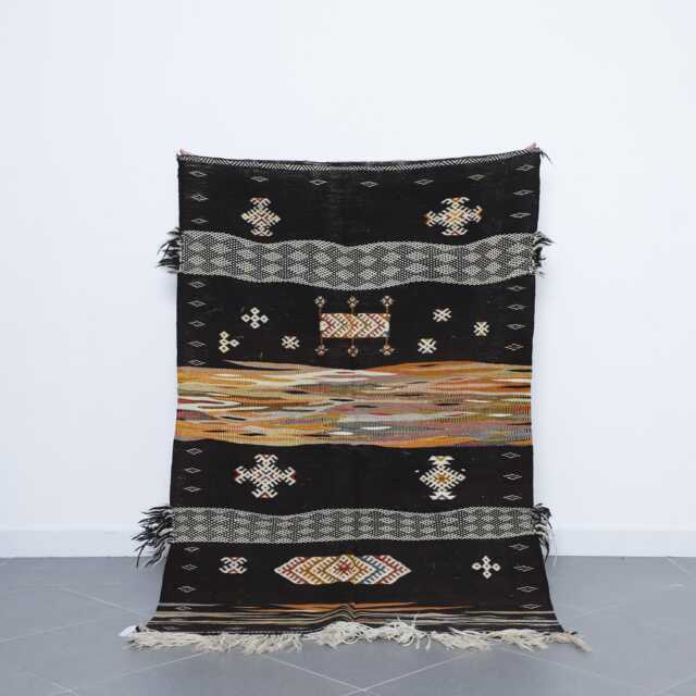 Vintage Black & White Berber Rug Geometric Moroccan Carpet - 8x4, 5 Ft - image 1