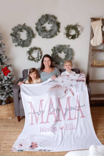 Christmas Gift For Mom, Grandma & Mom Present, We Love You Blanket, From Kids Wife, Grandparent - image 1