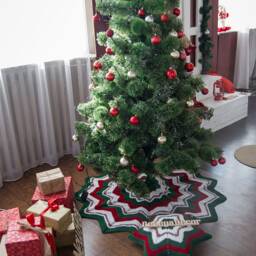 Crochet Christmas Tree Skirt Chunky Farmhouse Decor - 48-Inch - thumbnail 3