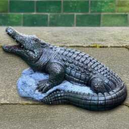 Realistic Concrete Crocodile Sculpture Outdoor Wild Animal Statue Stone Alligator Figurine Handcrafted Wildlife Garden Ornament Animal Art - thumbnail 4