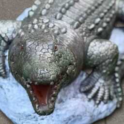 Realistic Concrete Crocodile Sculpture Outdoor Wild Animal Statue Stone Alligator Figurine Handcrafted Wildlife Garden Ornament Animal Art - thumbnail 2