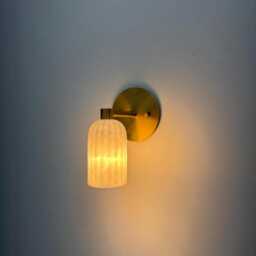 Alabaster Marble Wall Sconce Handmade Solid Brass Fixture Handcrafted Luxury Elegant Interior Lighting - thumbnail 2