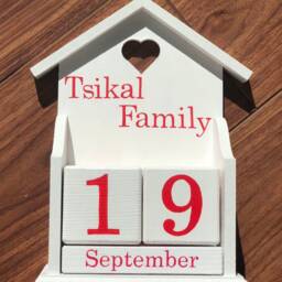 Personalized Wooden Perpetual Calendar, Custom Desk Decor - thumbnail 2
