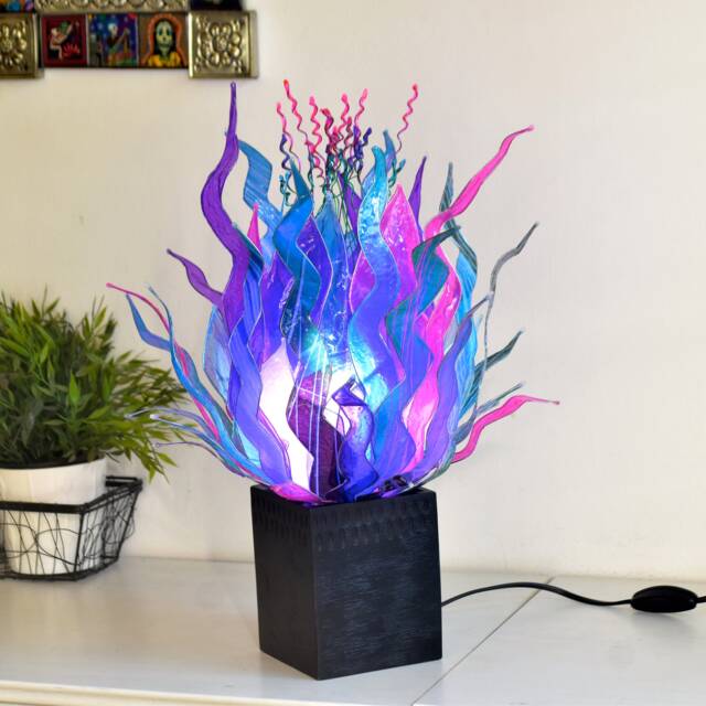 Modern Handmade Resin Table Lamp With Sea Plant Shapes & Colors - image 1