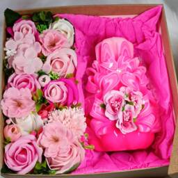 Medium Gift Box With Soap Roses & A Carved Candle Gift For Her Mother's Day Wedding Birthday Valentine's Luxury Handmade Soap Bouquet - thumbnail 2