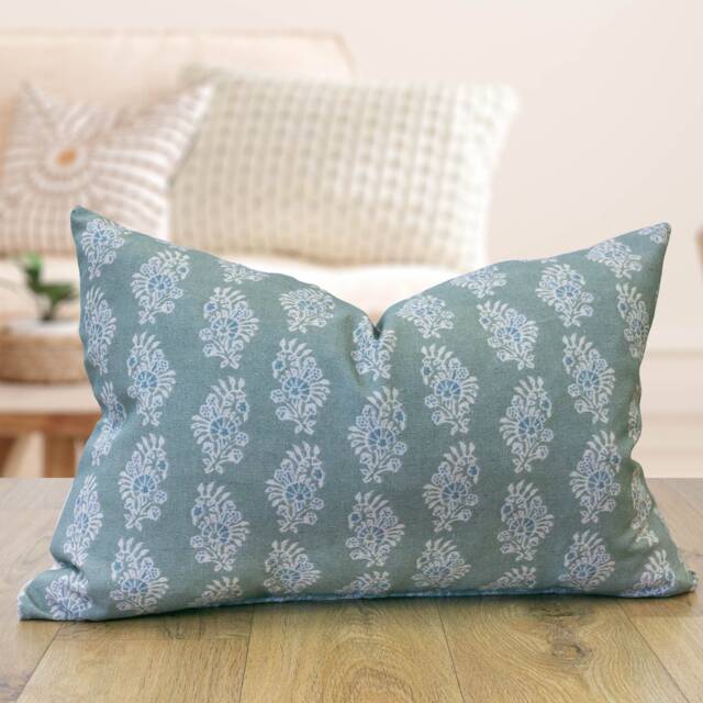 Chatsworth Xl Rectangular Linen-Blend Cushion in Duck Egg Blue. Geometric Floral Paisley Design On A Linen Mix Background. 23X15 - image 1