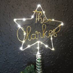 Lighted Wire Star Tree Topper For Christmas Personalised Family Name Star Wire Decorations - thumbnail 2