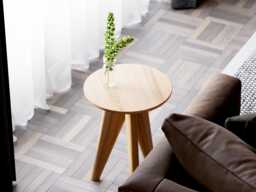 Solid Oak Round End Table Modern Minimalist Side Table - thumbnail 1