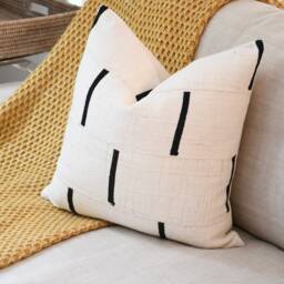 Spil - Spindle White Handmade African Mud Cloth - With Black Lines Mudcloth Cushion Dash Striped - thumbnail 3