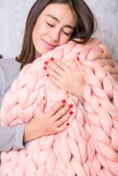 Christmas Chunky Knit Blanket Arm Chunky - Giant Cozy Throw Gift - thumbnail 2