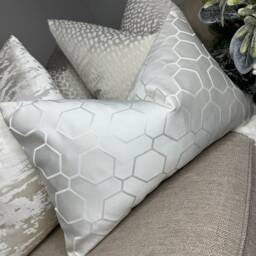 Hepburn - Ivory Rectangle Cushion Pillow Cover Geometric Pattern Double Sided, Luxury Fabric Textured -Sofa, Bed - thumbnail 4