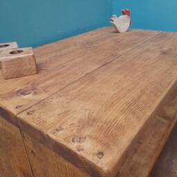 Handmade Reclaimed Wood Coffee Table Rustic Pine Finish - thumbnail 4