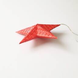 Red Croco Paper 3D Star - Christmas Decorations, Tree, Party, Birthday, New Year's Eve, Holiday Ornaments - thumbnail 3