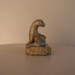 Soapstone Female Seal - thumbnail 2