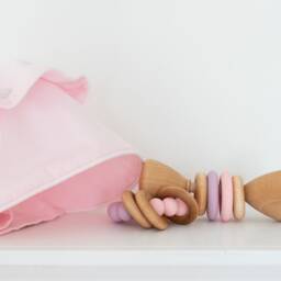 Colorblock Wooden Baby Rattle Petal Classic Toy - thumbnail 3