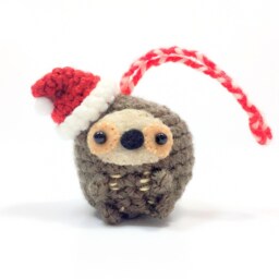 Crochet Sloth Christmas Ornament Kawaii Stuffed Animal With Santa Hat - thumbnail 2