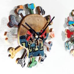Skull & Bones Skateboard Clock Recycled Street Art Wall Decor - Made To Order - thumbnail 2