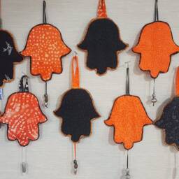Hamsa - Small Batik Fabric Wall Hanging - thumbnail 4