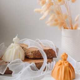 Bridal Dress Candle Eco-Friendly Soy Beeswax Candle, Unique Wedding Decor - thumbnail 3