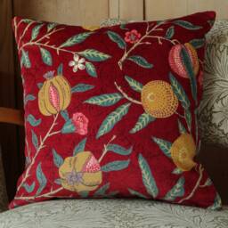William Morris Cushion Cover Fruit Velvet - thumbnail 3