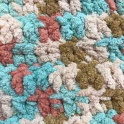 Super Soft & Snuggly Crochet Baby Blanket - thumbnail 3