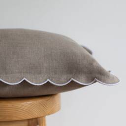 Natural Linen Pillow Cover - White Scalloped Edge, Home Decor - thumbnail 2