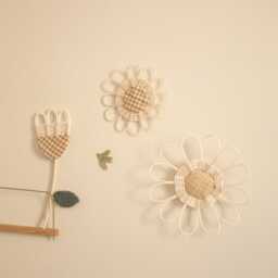 Daisy Caning & Rattan Rattan Flower Wall Decoration For Baby's Room - thumbnail 3