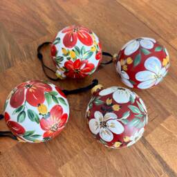 Hand Painted Floral Poppy Christmas Ornament - Custom Made Botanical Red White Ball - thumbnail 2