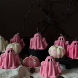 Pink Ghost Candle Handmade Soy Wax Halloween Decor - thumbnail 2