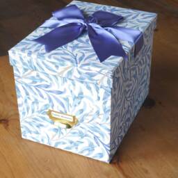 William Morris Memento Box Willow Blue - Office Collection & Stationery Handmade in England - thumbnail 3