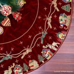 "90"" Reindeer Christmas Tree Skirt "