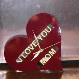 "11"" X 10"" Heart Clock W/Your Text Or ""I Love You Mom" - thumbnail 3