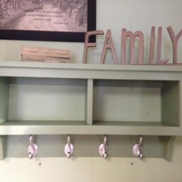 Country Wall Shelf With Hooks 2-Cubby Basket Storage - thumbnail 3