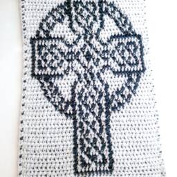 Celtic Cross Wall Art, Celt Irish Design, Cross, Cross Hanging, Gaelic Tapestry - thumbnail 3