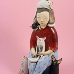 Ceramic Sculpture - Portrait Cat Woman&lady With Pigeons Statuette Unique Gift Home Decor - thumbnail 3