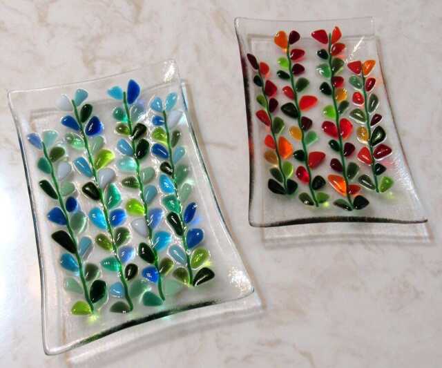 Fused Glass Soap Dish, Blooming Branches in Reds Or Blues, Floral Plate - image 1